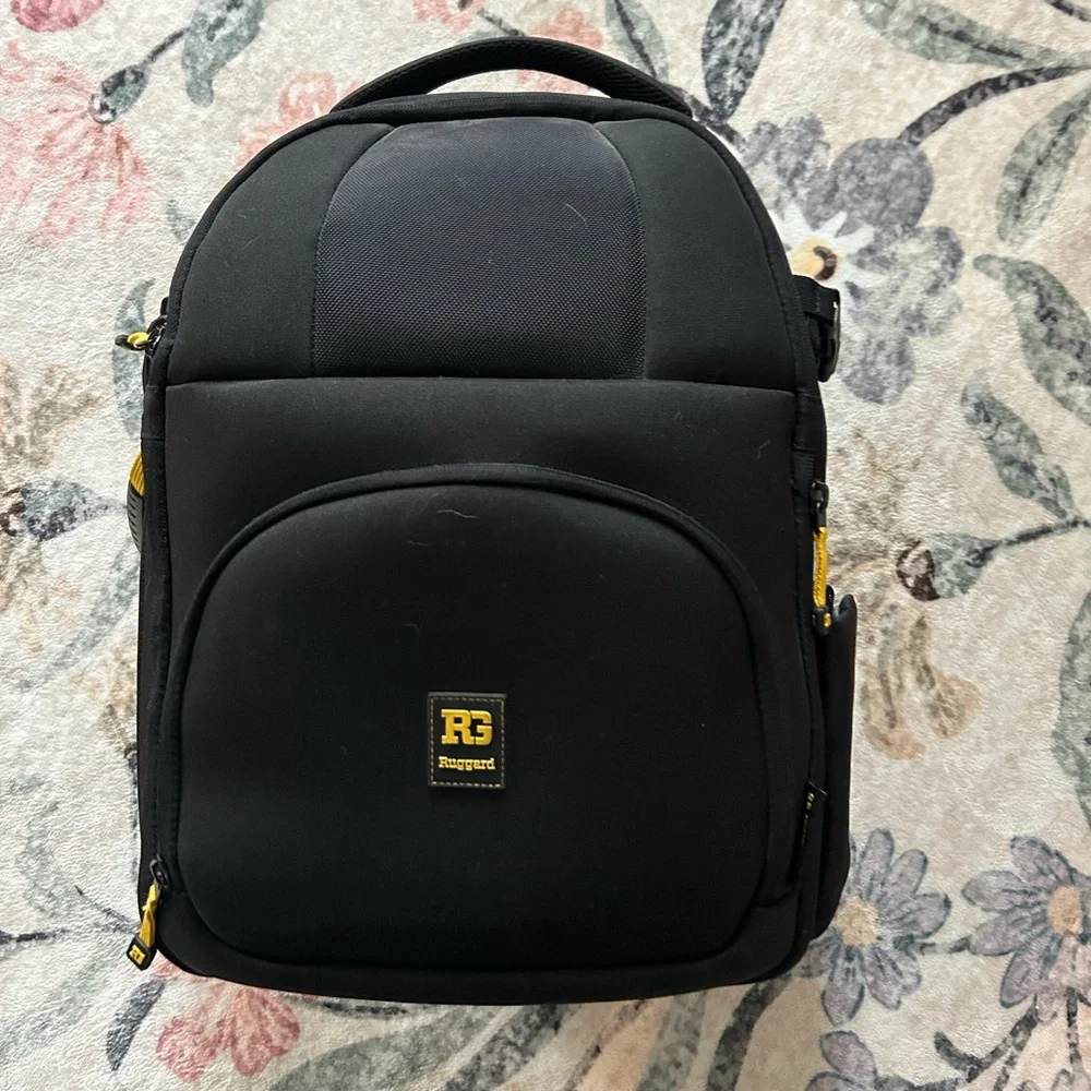 Ruggard Triumph 45 Sling Camera Bag